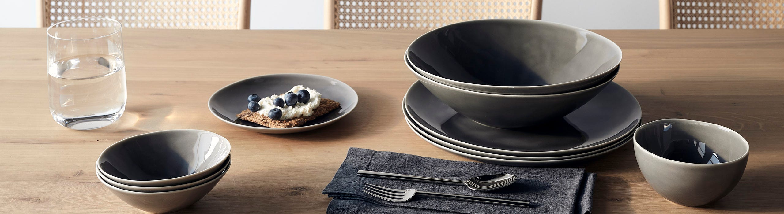 Dining Dining