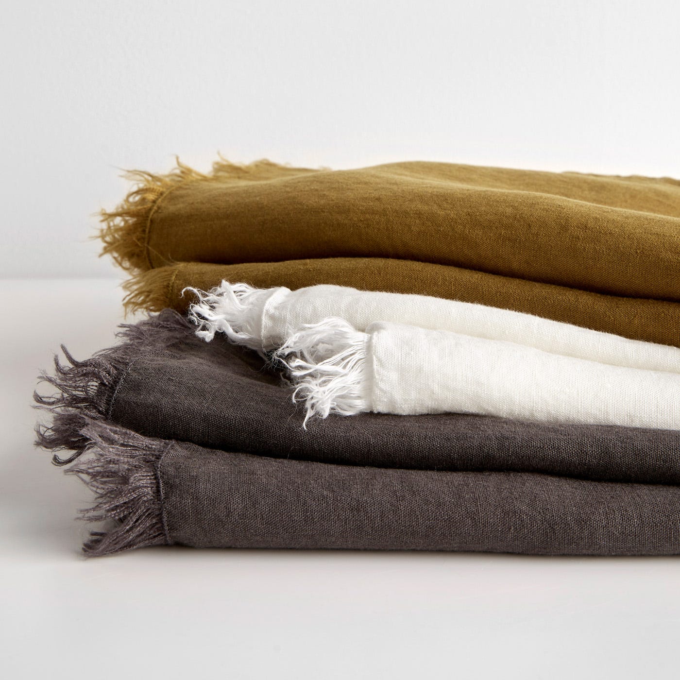 Linen Throw Blankets