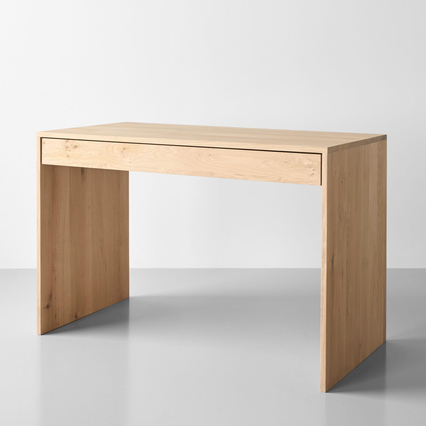 Wave Oak Desk Unison