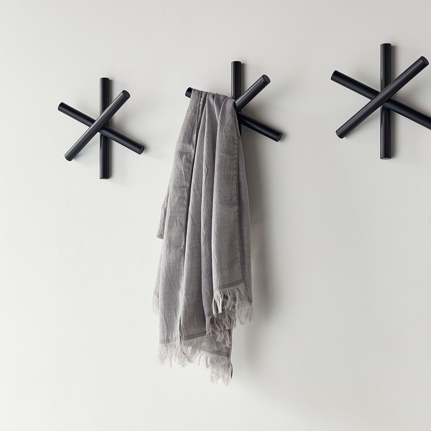 Black coat hanger deals