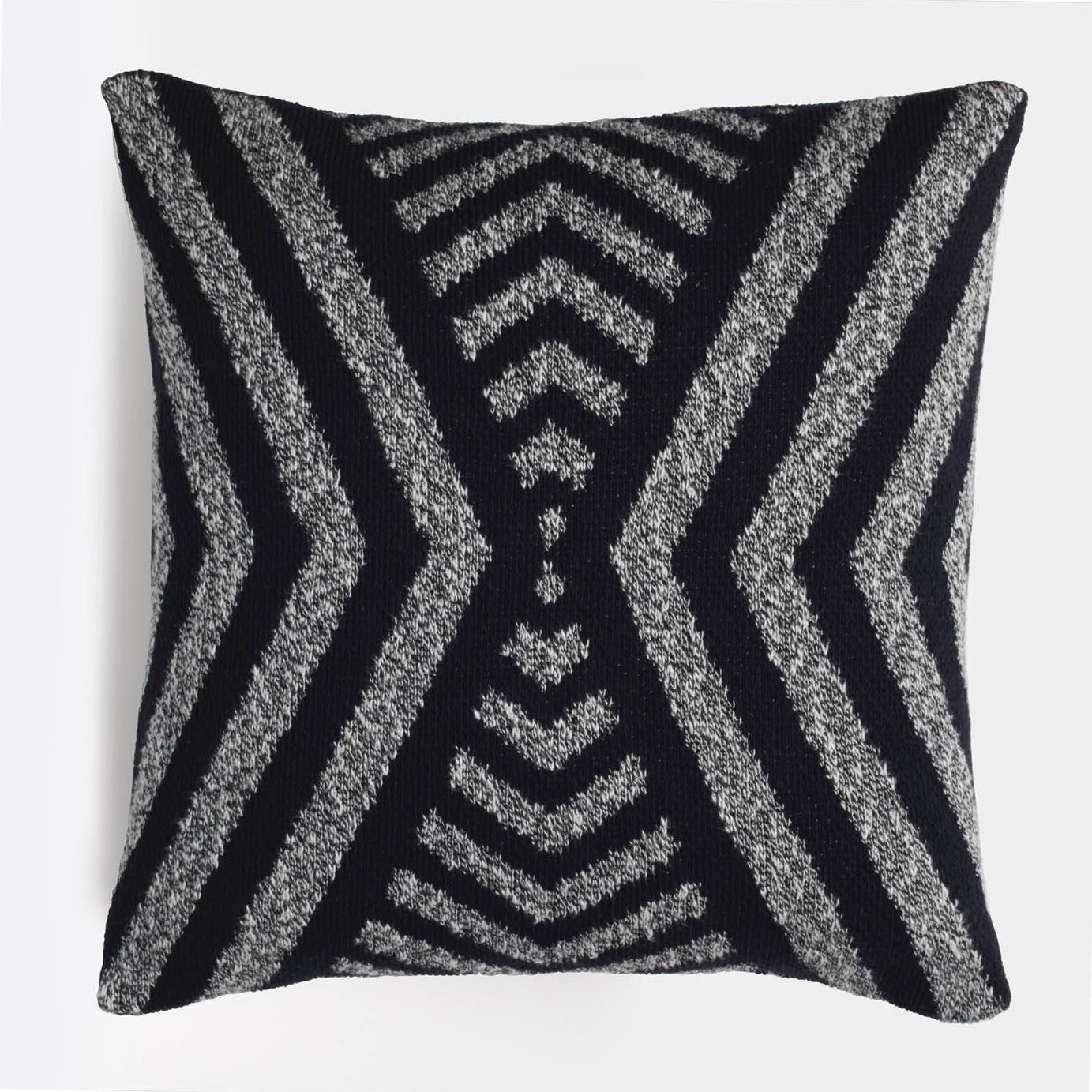 Black knit best sale pillow