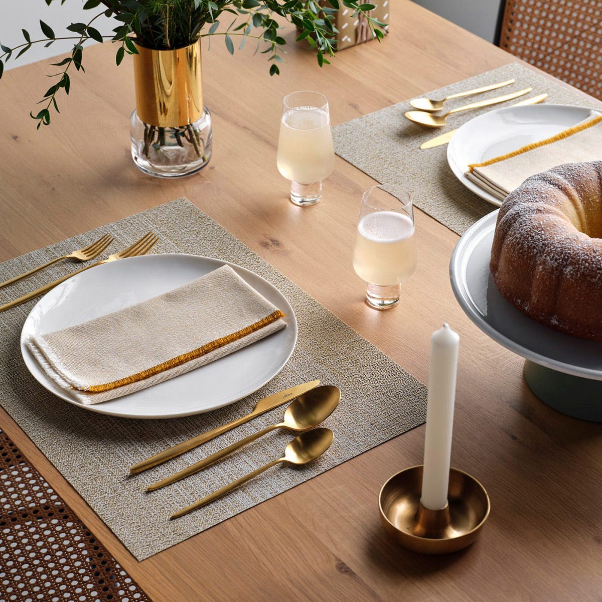 Dinnerware